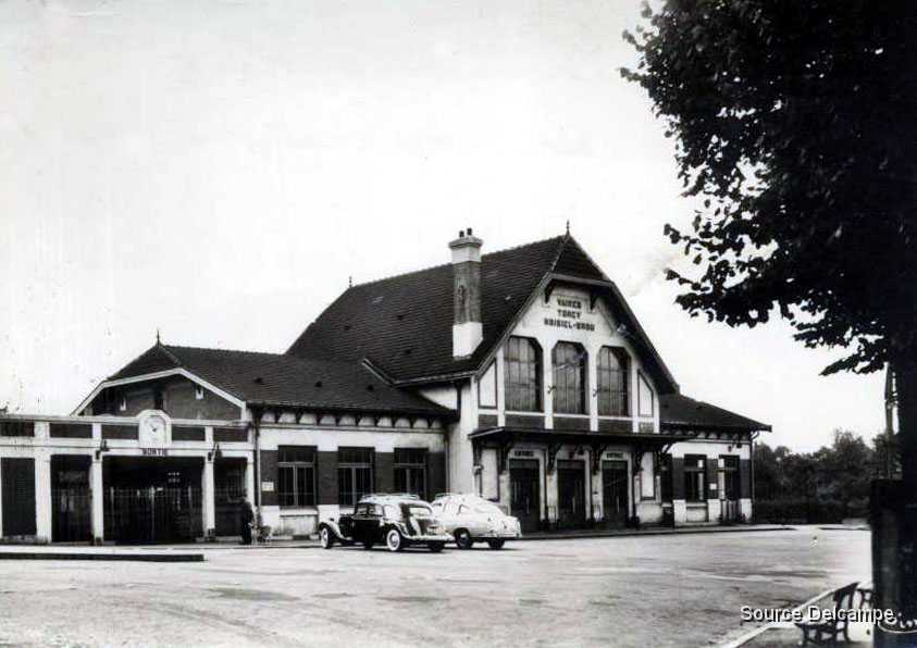 77 Vaires Sur Marne La Gare 1958.jpg